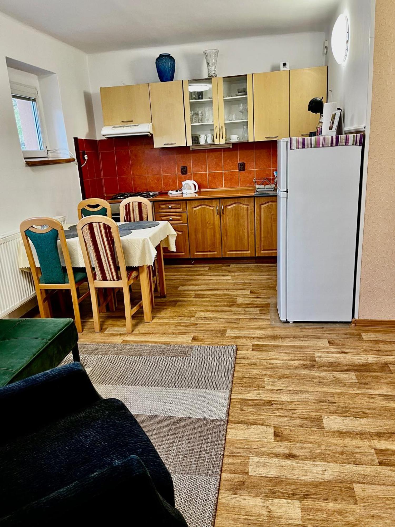 Vila Adela - Теплице Екстериор снимка